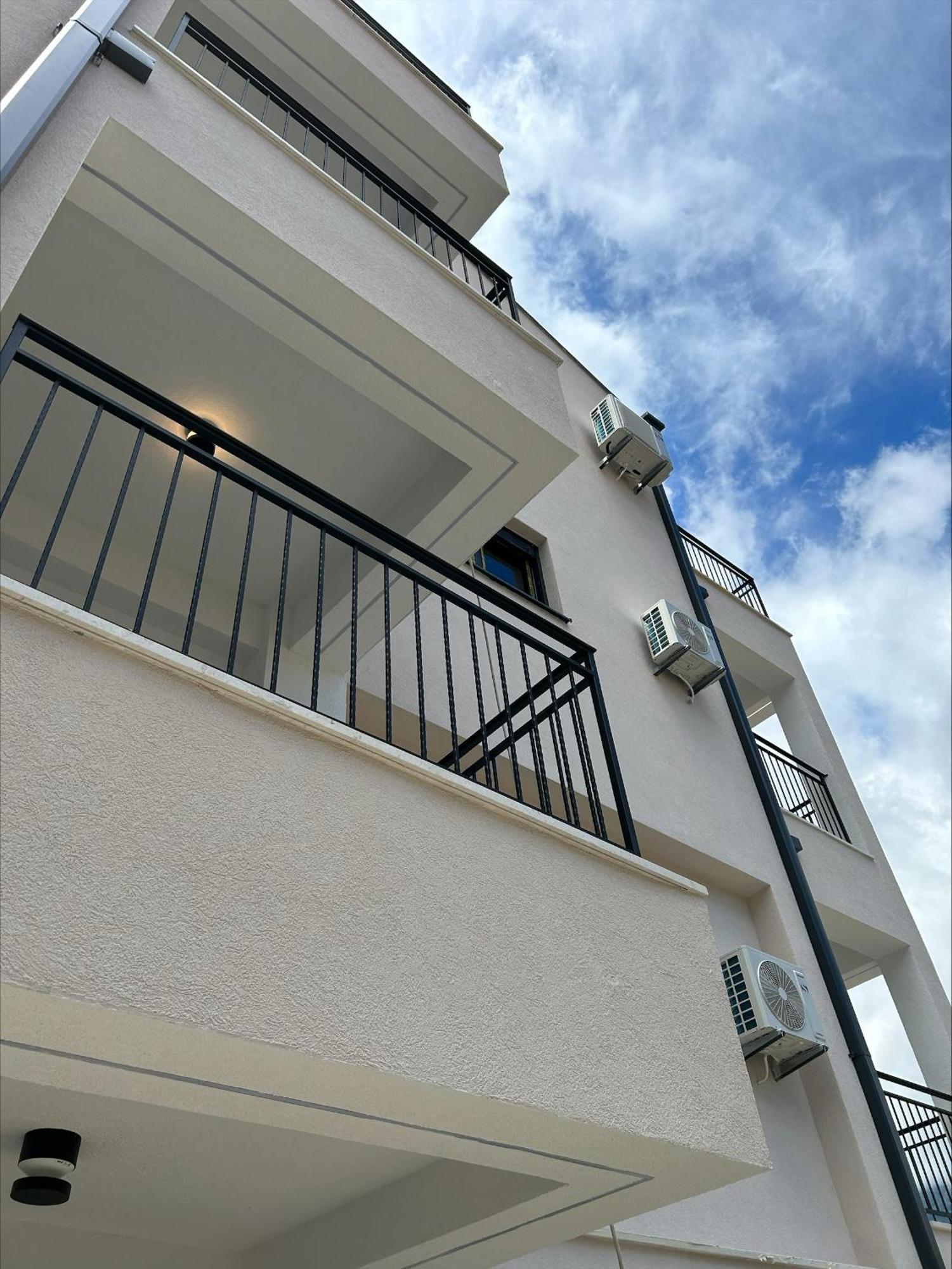 Merlin Prestige Apartment
