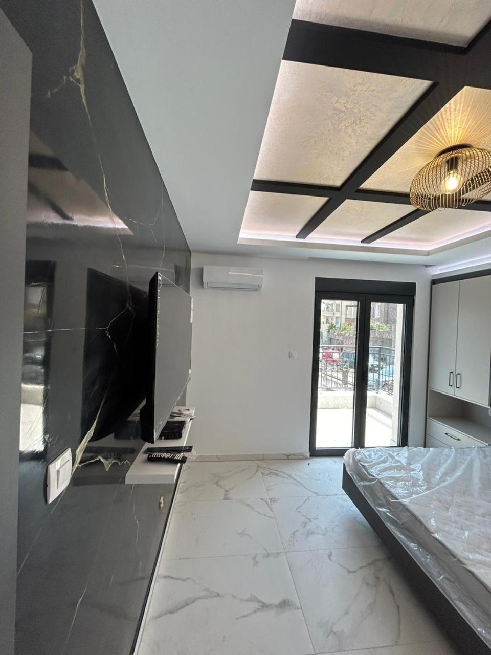 Merlin Prestige Apartment Budva