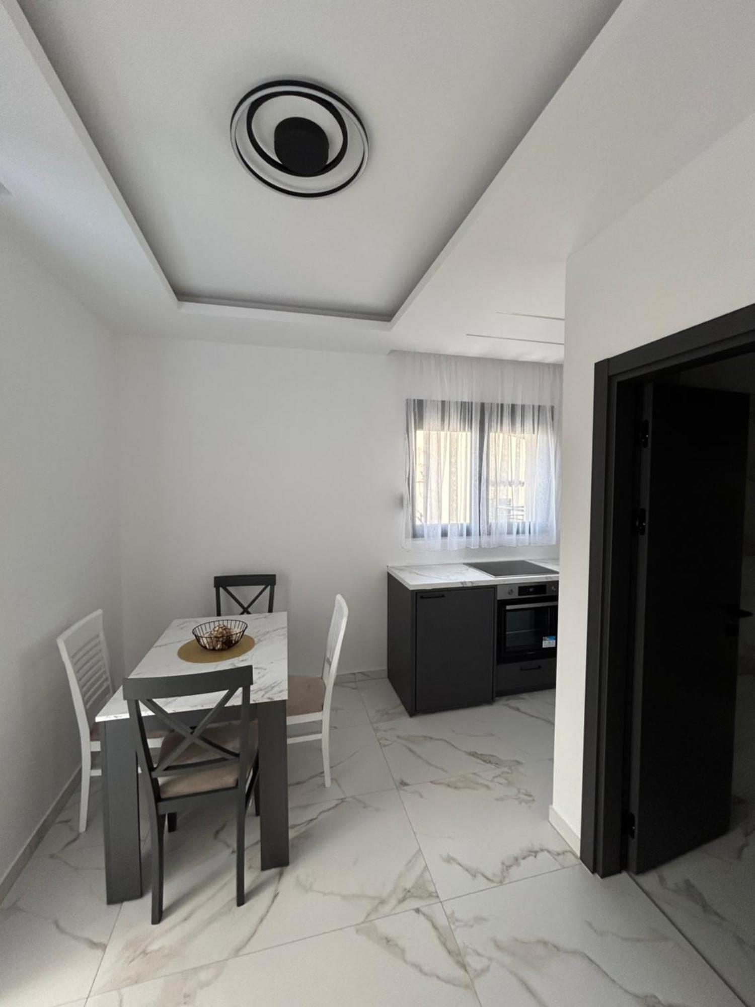Merlin Prestige Apartment Budva