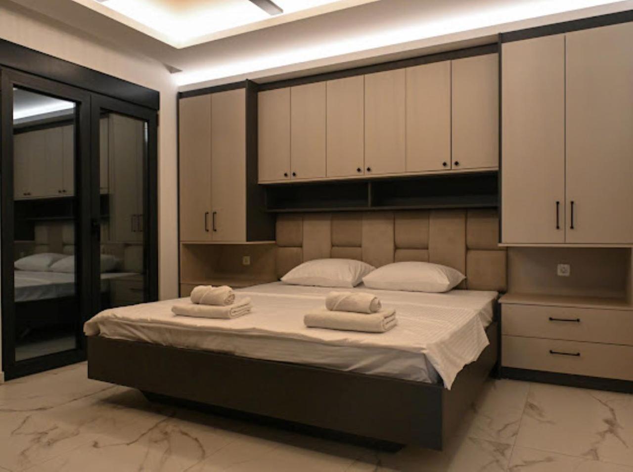 Apartment Merlin Prestige Budva